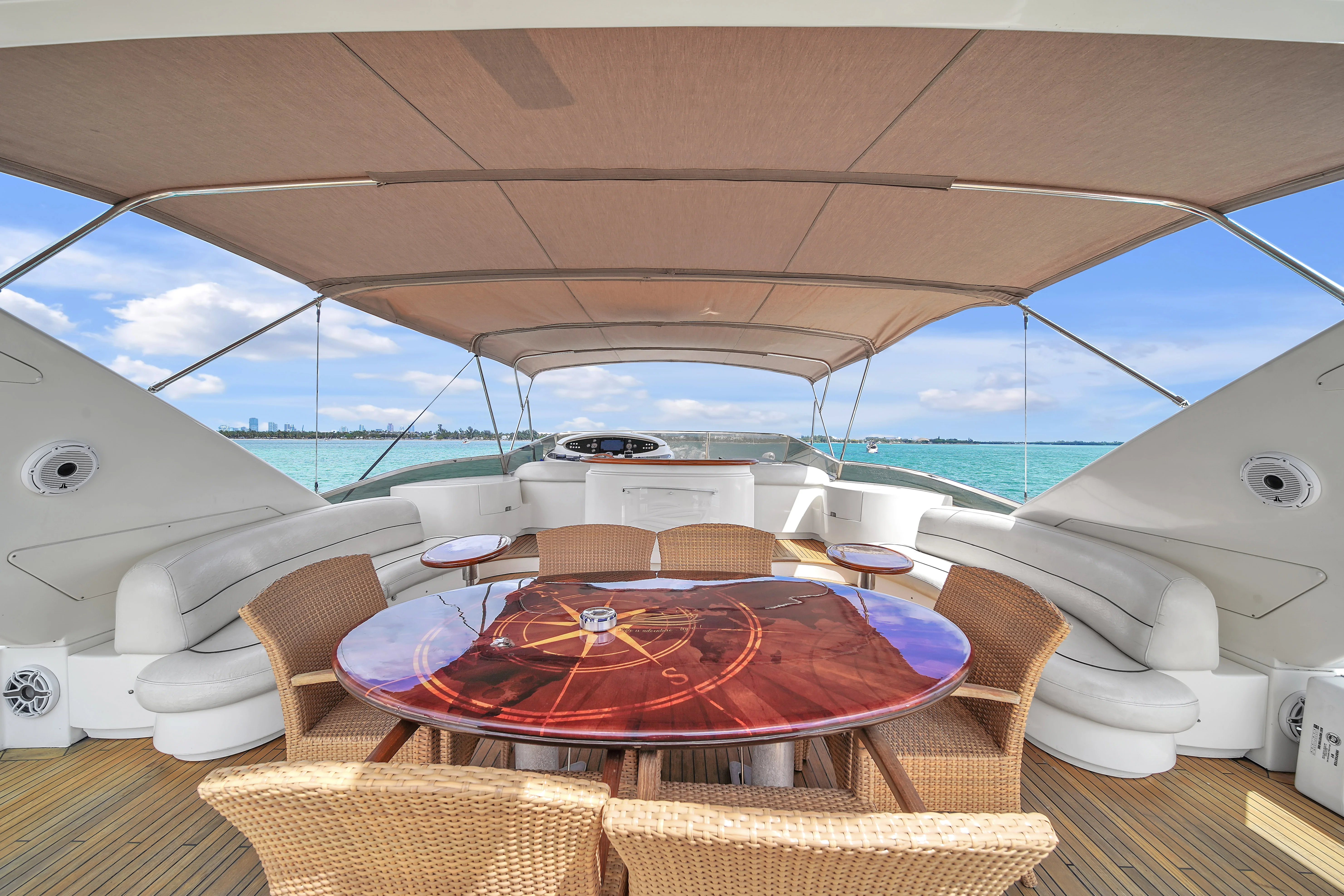 105ft Azimut Daniela bow seating